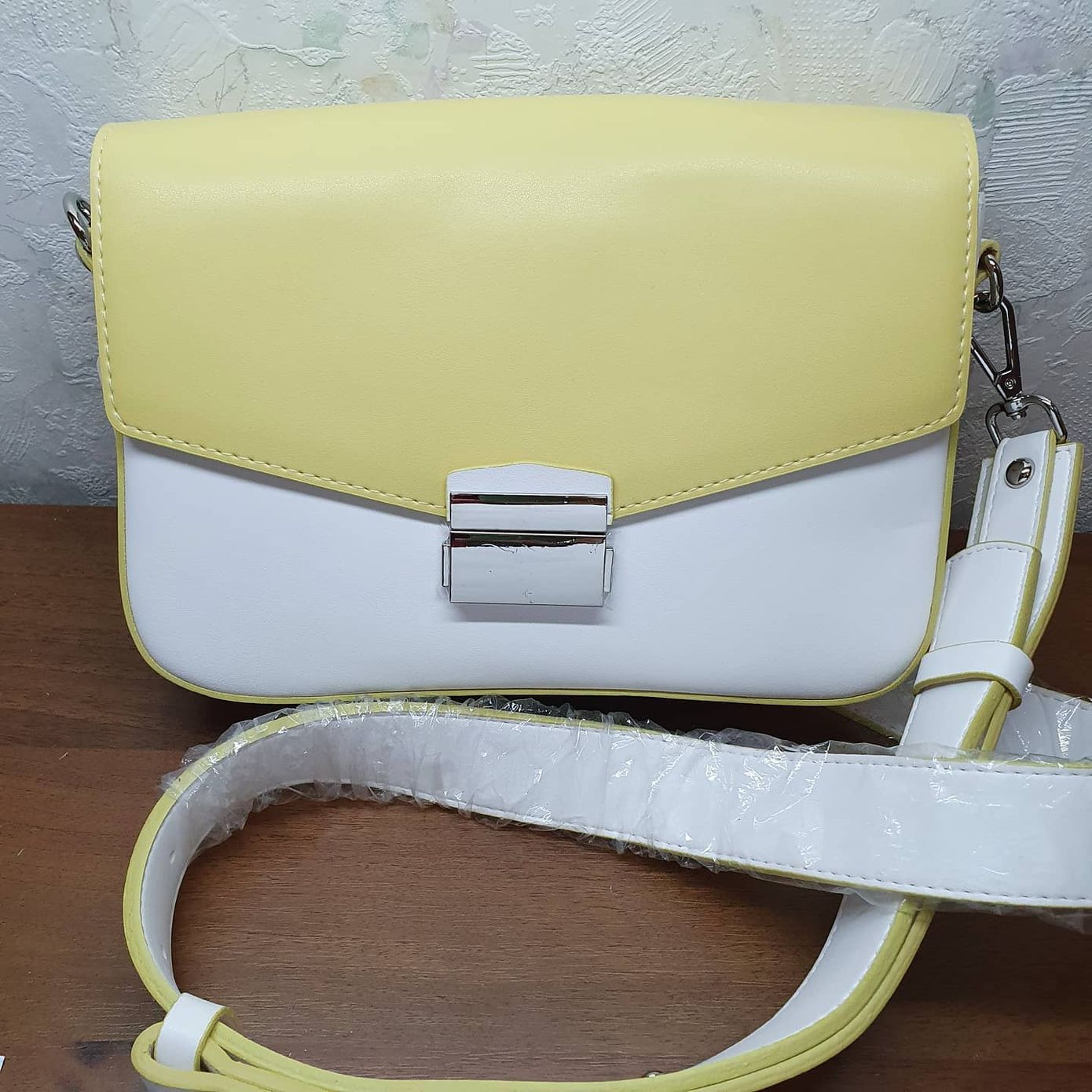 Небольшая сумочка прямоугольной формы белый+лимон, Белый, Универсальный
