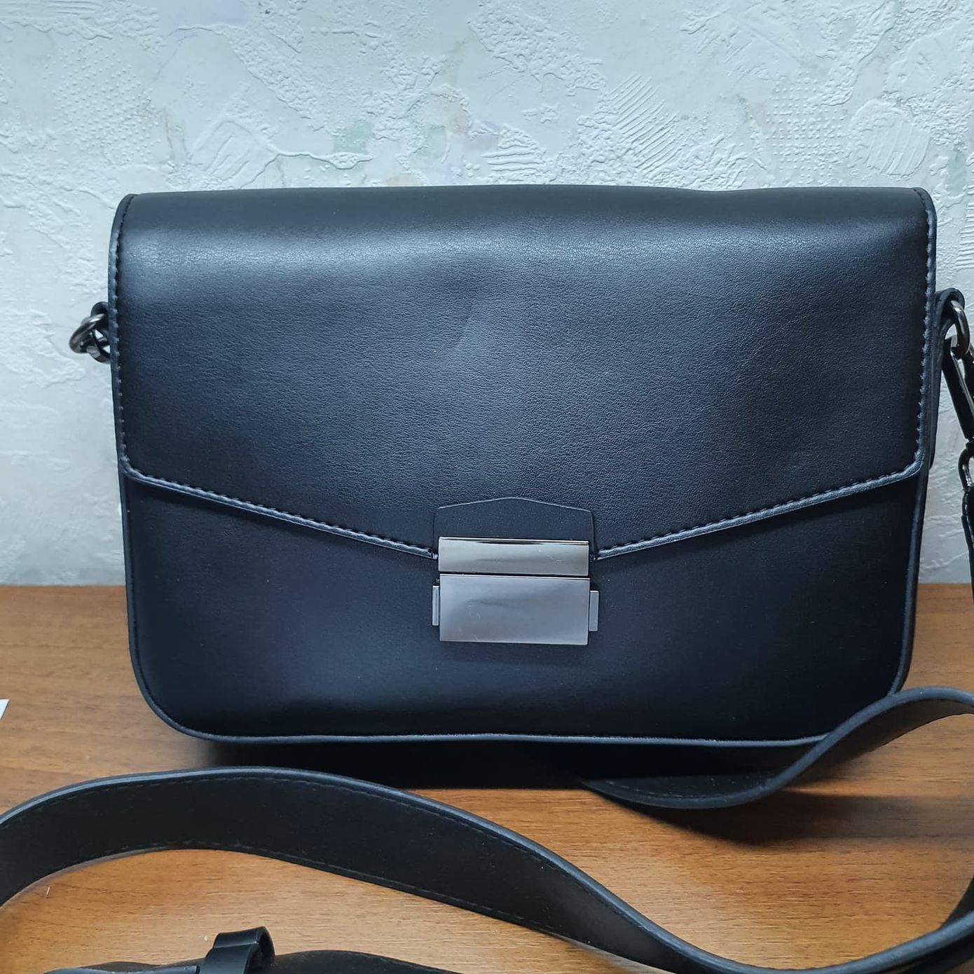 Небольшая сумочка прямоугольной формы черная, Черный, Универсальный