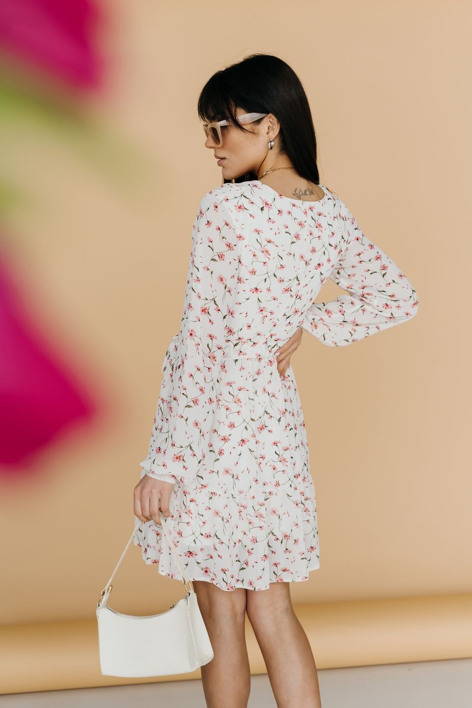 Нежное шифоновое платье молочное в цветочный принт, Молочний, XS