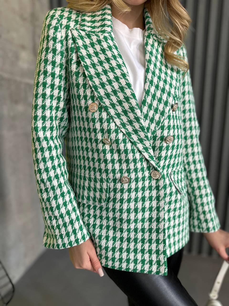 Стильный твидовый пиджак в гусиную лапку зеленый, Зелёный, S